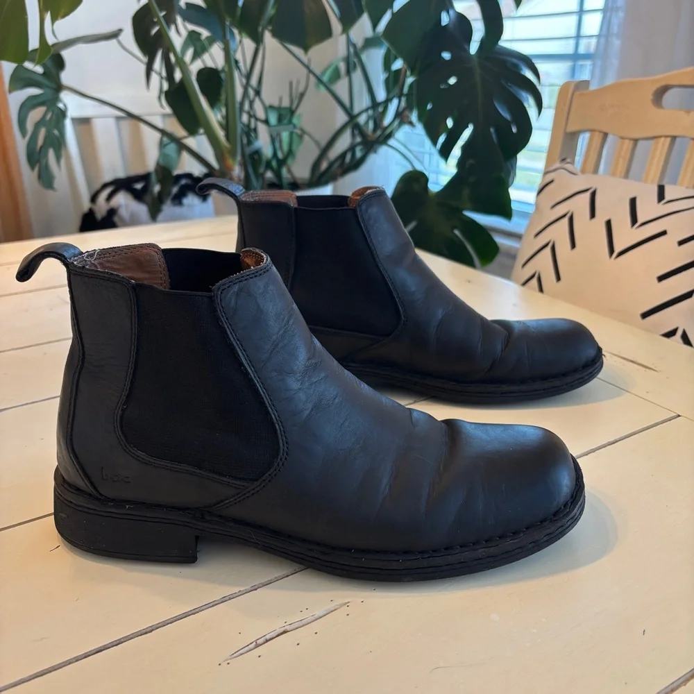 B.O.C. BORN Concept Men’s Leather Chelsea Boot Size 10/42 Black